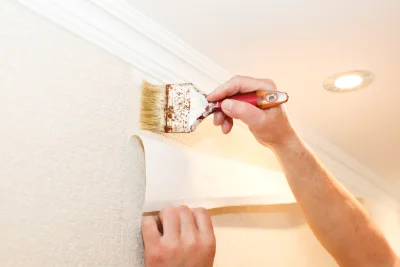 Pose de papier peint au Pouliguen — revêtements muraux et toiles de verre